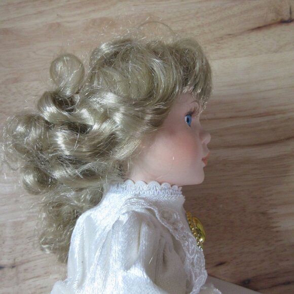 Americana Collection 17" Porcelain Doll - Isabel Christmas Doll - Picture 7 of 9